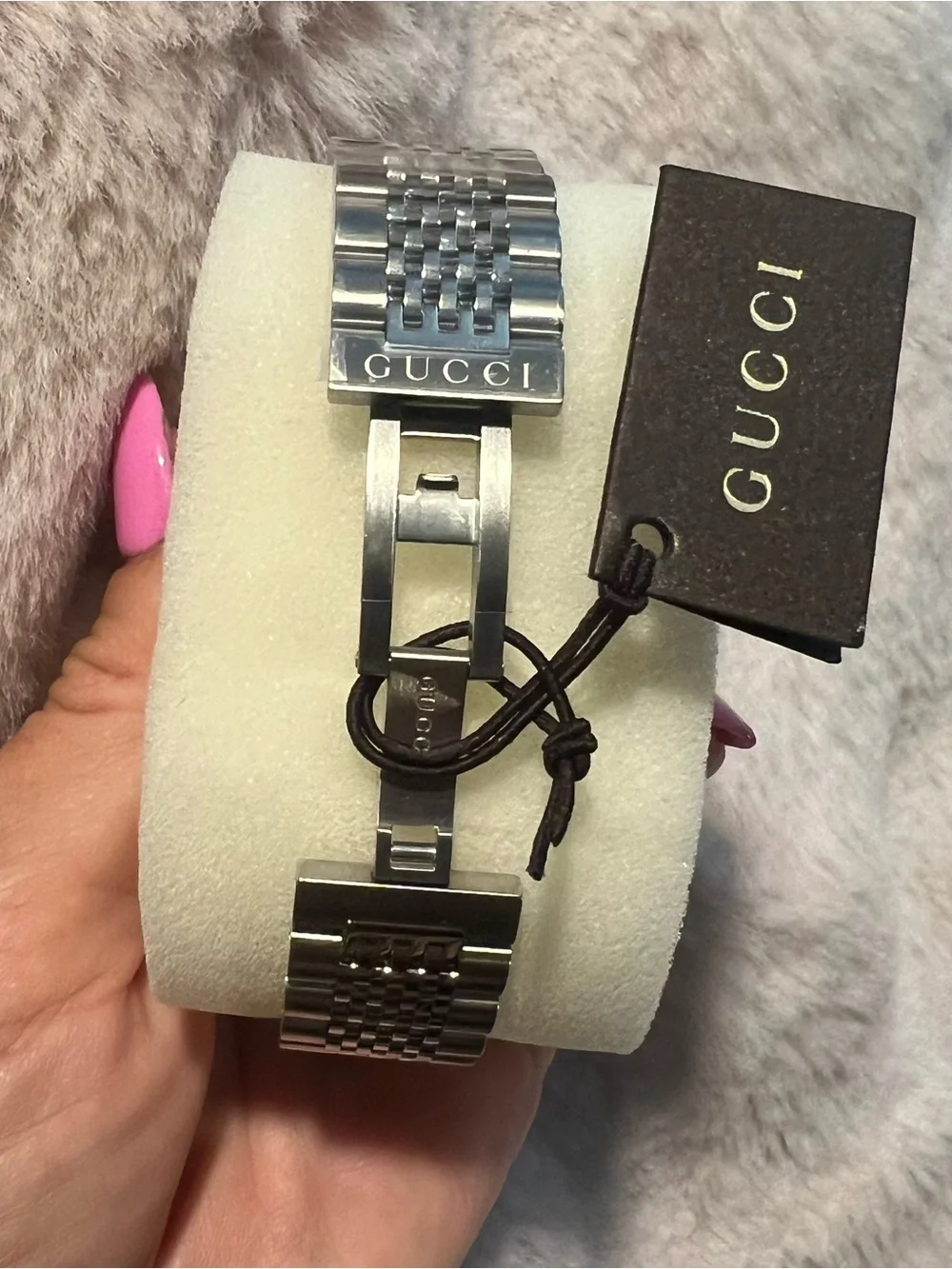 GUCCI G-Timeless YA126401 Men’s/Unisex Watch NWT Box